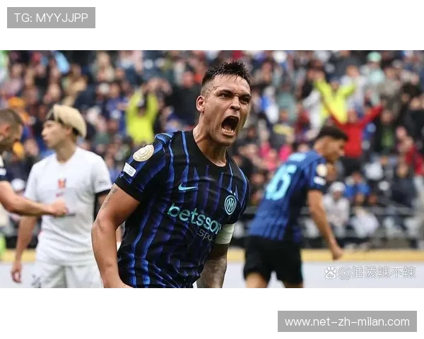 国际米兰禁区内抢点，劳塔罗起脚破门