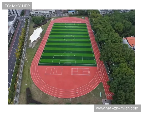 足球联赛引入新型草坪维护技术延长使用寿命，足球场草坪施工工艺流程
