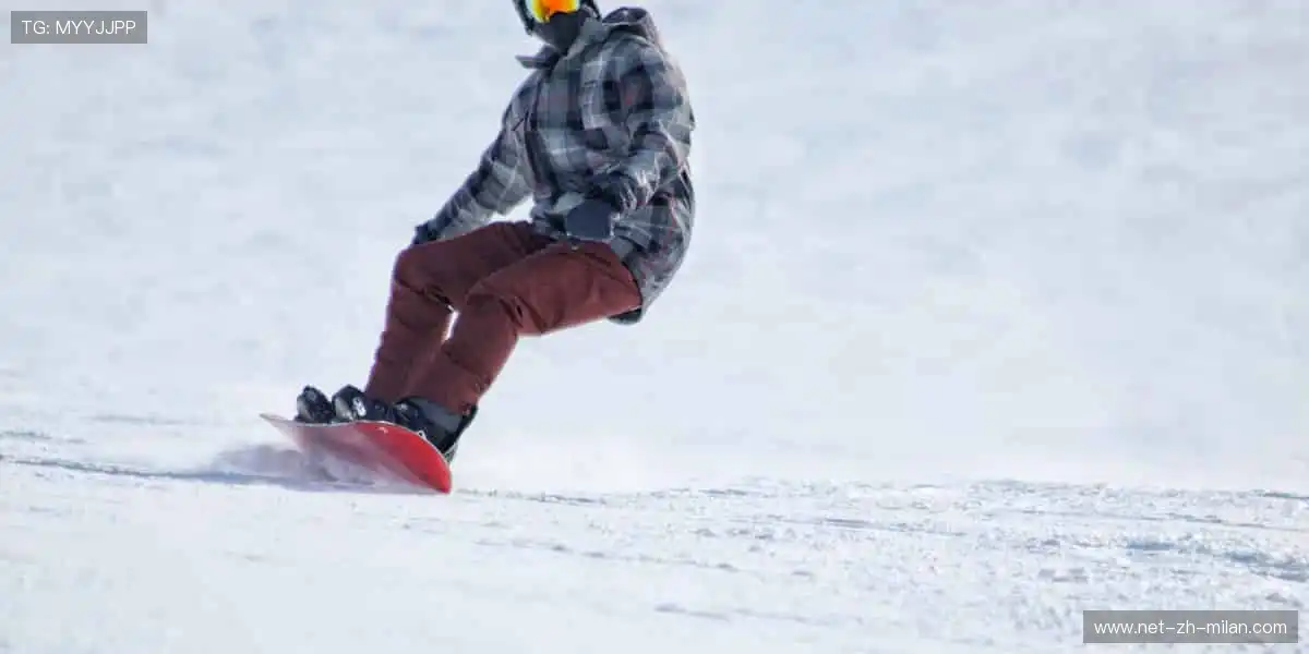 一键开启直播,弹幕互动,和全球球迷一起沸腾💬🌍